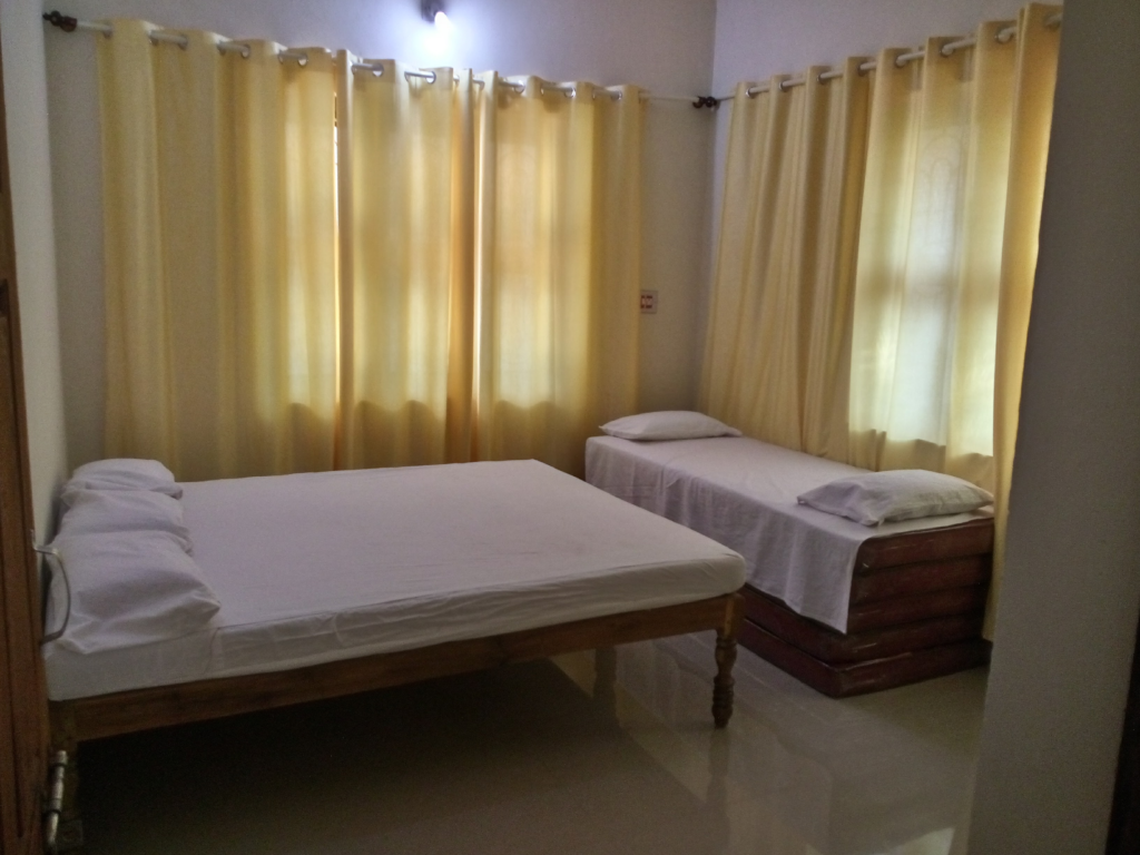 balakrishna-udupi-homestay-bedroom1